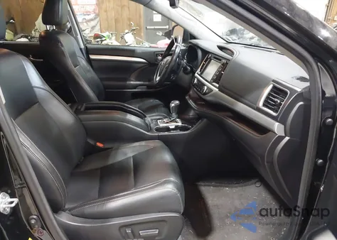 2017 Toyota Highlander Xle из США, поврежденный, VIN 5TDJZRFH7HS411075